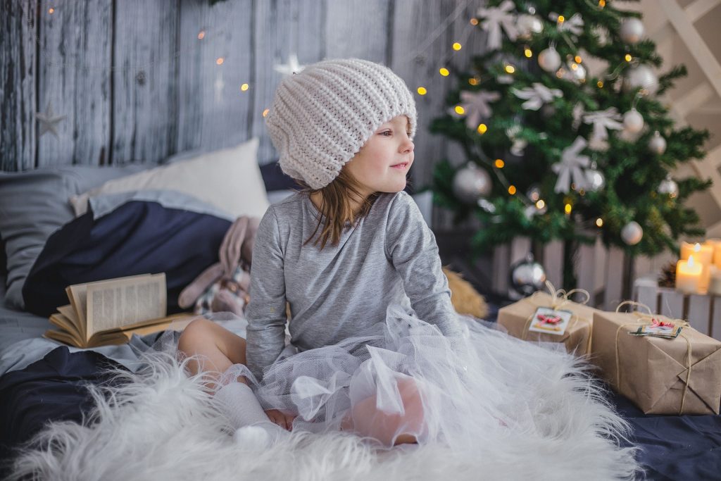 How to Make the Holidays Magical as a Divorced Parent